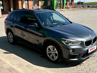2017 BMW X1 18d xDrive II (F48), серый, 2300000 рублей, вид 2