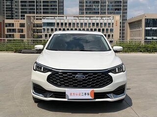 2022 Ford Escort VI Рестайлинг 2, белый, 950000 рублей, вид 2