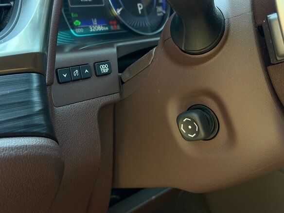 2021 Lexus ES 300h VII Рестайлинг, серый, 4150000 рублей - вид 24