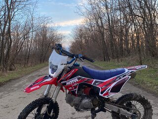 2025 Racer CRF, красный, 70000 рублей, вид 3