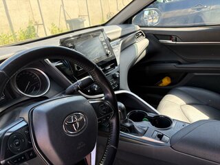 2021 Toyota Camry US Market VIII (XV70) Рестайлинг, чёрный, 6500000 рублей, вид 5