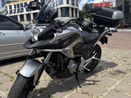 2013 Honda NC 700X, серебристый, 550000 рублей, вид 2