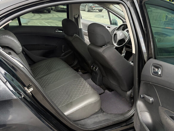 2012 Peugeot 408 I, чёрный, 305000 рублей - вид 29