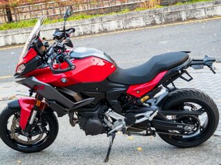 2025 BMW F 900 XR, красный, 1390000 рублей, вид 1
