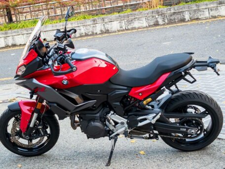 2025 BMW F 900 XR, красный, 1390000 рублей, вид 1