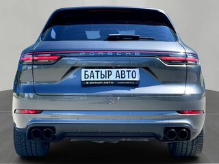 2019 Porsche Cayenne III, серый, 4490000 рублей, вид 5