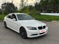 2006 BMW 3 серии 320i V (E90/E91/E92/E93), белый, 700000 рублей - вид 1