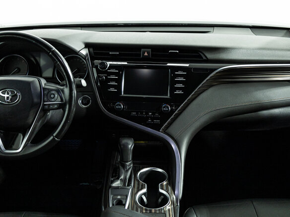 2019 Toyota Camry VIII (XV70), чёрный, 1999585 рублей - вид 13