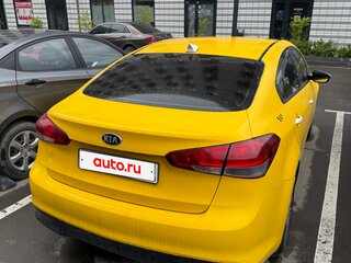 2018 Kia Cerato III Рестайлинг (Classic), белый, 550000 рублей, вид 1
