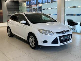 2012 Ford Focus III, белый, 697000 рублей, вид 3