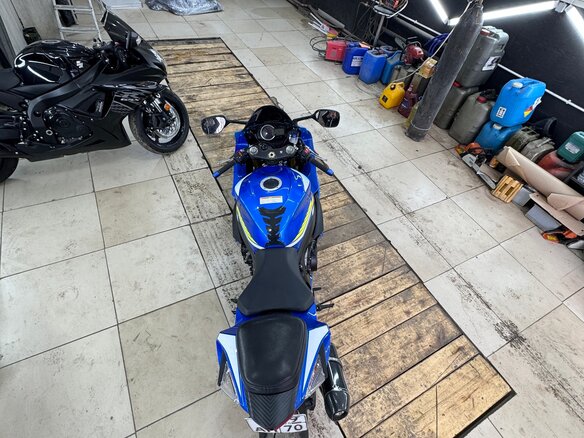 2018 Suzuki GSR 750, синий, 999000 рублей - вид 10