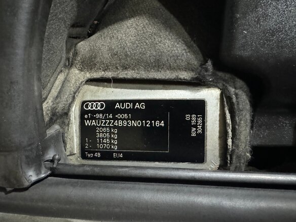 2002 Audi A6 II (C5) Рестайлинг, серый, 260000 рублей - вид 24