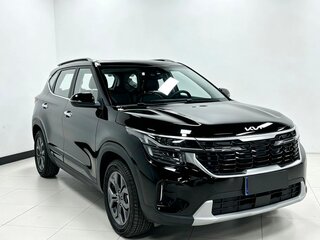 2023 Kia Seltos I Рестайлинг, чёрный, 1520000 рублей, вид 4