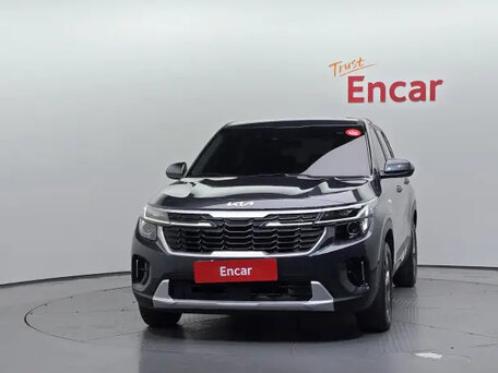 2023 Kia Seltos I Рестайлинг, серый, 1620000 рублей, вид 2