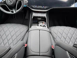 2026 Mercedes-Benz S-Класс 680 Long 4MATIC Guard VII (W223) Рестайлинг, чёрный, 169000000 рублей, вид 4