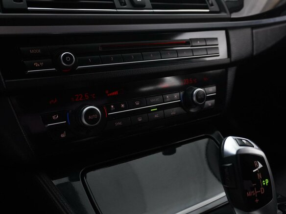 2013 BMW 5 серии 520d VI (F10/F11/F07) Рестайлинг, белый, 1799999 рублей - вид 13