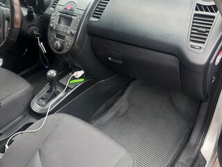 2010 Kia Soul I, серебристый, 605000 рублей, вид 5
