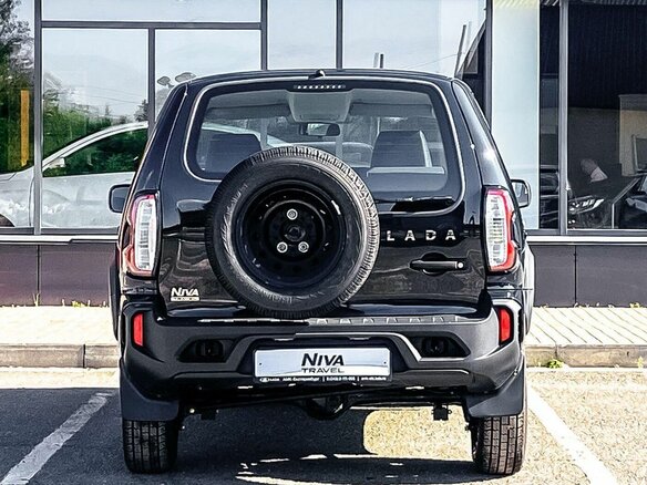 2025 Lada (ВАЗ) Niva Travel I, чёрный, 1763000 рублей - вид 5