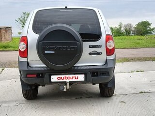 2012 Chevrolet Niva I Рестайлинг, серебристый, 480000 рублей, вид 4