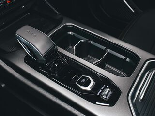 2026 Geely Okavango I Рестайлинг, чёрный, 4085990 рублей, вид 3