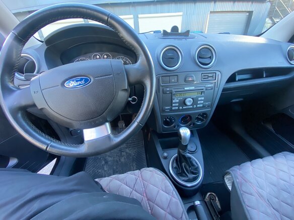 2007 Ford Fusion I Рестайлинг, чёрный, 320000 рублей - вид 12