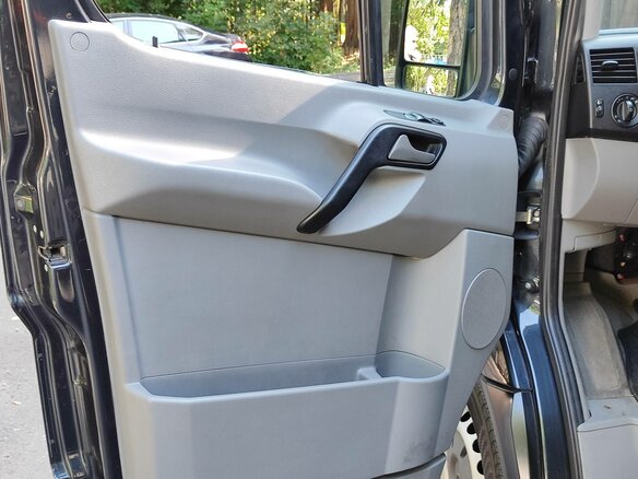 2012 Mercedes-Benz Sprinter, чёрный, 2500000 рублей - вид 10