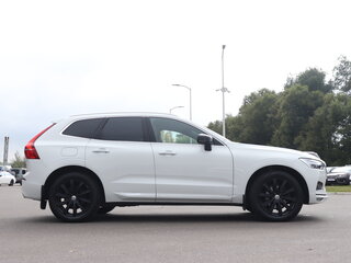 2020 Volvo XC60 II, белый, 3760000 рублей, вид 4
