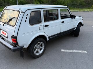 2013 Lada (ВАЗ) 2131 (4x4) 213105 I, белый, 390000 рублей, вид 4