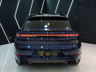 2025 Porsche Cayenne GTS Coupé III Рестайлинг, синий, 16500000 рублей, вид 4