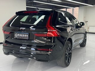 2025 Volvo XC60 II Рестайлинг, чёрный, 4969000 рублей, вид 5