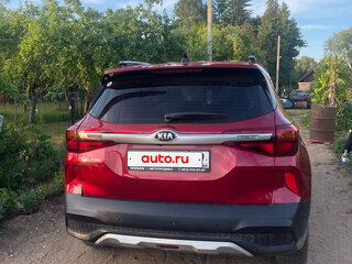2021 Kia Seltos I, красный, 2390000 рублей, вид 2