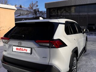 2022 Toyota RAV4 V (XA50), белый, 3110000 рублей, вид 5