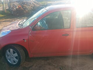 2004 Nissan Micra III (K12), красный, 220000 рублей, вид 4
