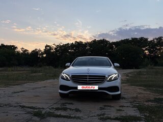 2017 Mercedes-Benz E-Класс 200 V (W213, S213, C238), белый, 3090000 рублей, вид 2