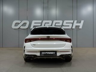 2020 Kia K5 III, белый, 2239000 рублей, вид 4