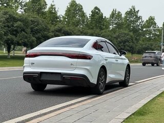 2026 BYD Qin L, белый, 1750000 рублей, вид 4