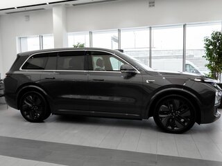 2025 Li Auto (Lixiang) L9 52.3 kWh I Рестайлинг, серый, 11990000 рублей, вид 3