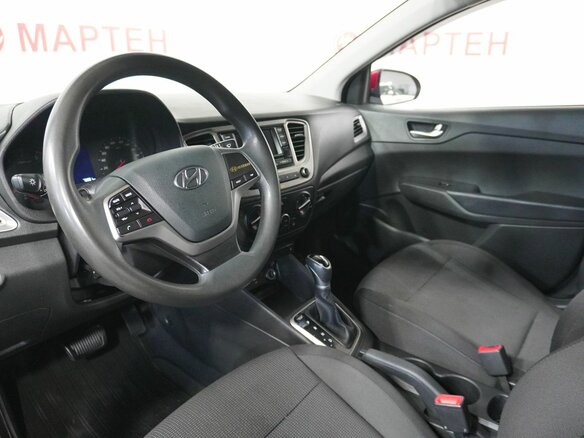2021 Hyundai Solaris II Рестайлинг, красный, 1426000 рублей - вид 9