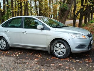2009 Ford Focus II Рестайлинг, серебристый, 460000 рублей, вид 2