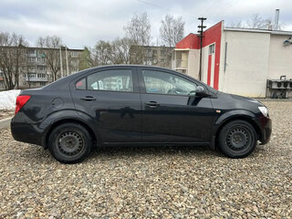 2014 Chevrolet Aveo II, чёрный, 650000 рублей, вид 4