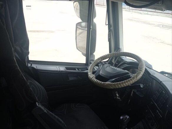 2017 Iveco Stralis, белый, 3300000 рублей - вид 4