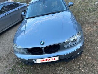 2007 BMW 1 серии 118i I (E81/E82/E87/E88), серый, 620000 рублей, вид 2