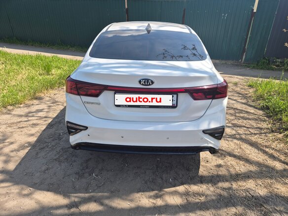 2020 Kia Cerato IV, белый, 1670000 рублей - вид 3