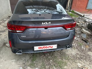2021 Kia Rio IV Рестайлинг, серый, 1650000 рублей, вид 2