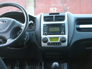 2010 Kia Sportage II Рестайлинг, чёрный, 1500000 рублей, вид 5
