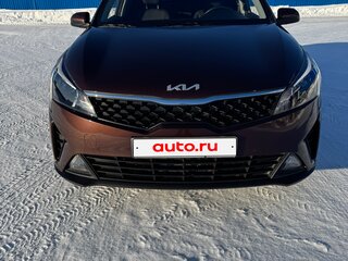 2021 Kia Rio IV Рестайлинг, коричневый, 2200000 рублей, вид 2