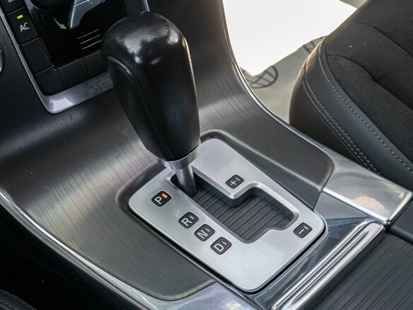 2012 Volvo S60 II, белый - вид 15