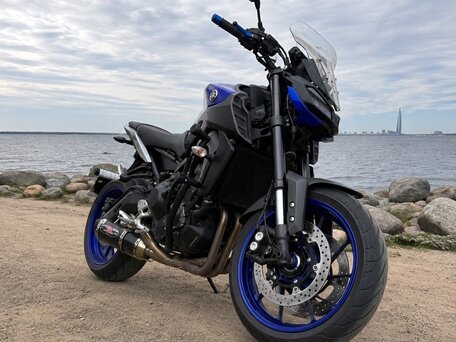 2017 Yamaha MT-09 (FZ-09), синий, 949000 рублей, вид 1