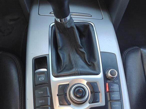 2010 Audi A6 III (C6) Рестайлинг, чёрный, 1150000 рублей - вид 16