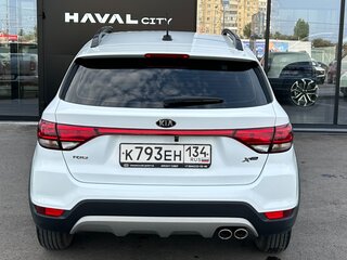 2020 Kia Rio X-Line IV, белый, 1549900 рублей, вид 5